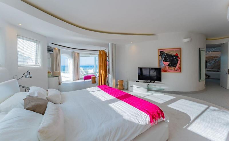 6 Bedroom Property for Sale in Bantry Bay Western Cape